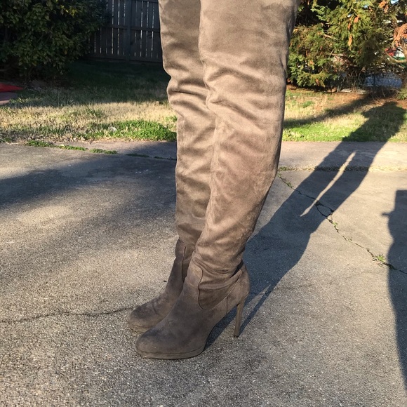 Shoes - Gray Over Knee Boots